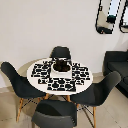 Luxurious 3 Bed Ensuites & Kitchenettes Nr Lgi Hospital & Uni - Free 5g Wifi & Netflix Short - Contractors Free Parking Apartment Leeds (West Yorkshire)