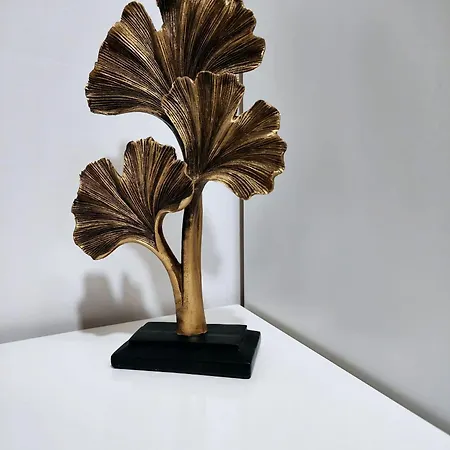 Luxurious 3 Bed Ensuites & Kitchenettes Nr Lgi Hospital & Uni - Free 5g Wifi & Netflix Short - Contractors Free Parking *