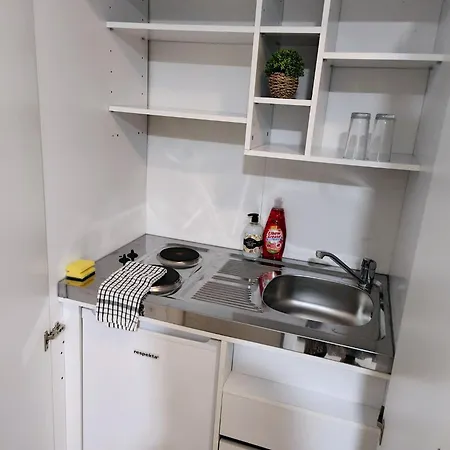 Luxurious 3 Bed Ensuites & Kitchenettes Nr Lgi Hospital & Uni - Free 5g Wifi & Netflix Short - Contractors Free Parking Lejlighed *