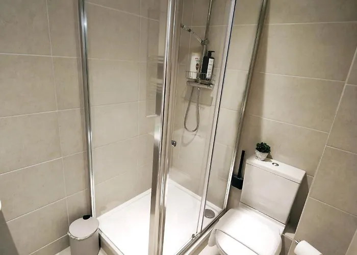 Apartamento Luxurious 3 Bed Ensuites & Kitchenettes Nr Lgi Hospital & Uni - Free 5g Wifi & Netflix Short - Contractors Free Parking Leeds (West Yorkshire)