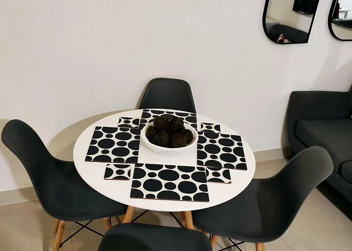 Luxurious 3 Bed Ensuites & Kitchenettes Nr Lgi Hospital & Uni - Free 5g Wifi & Netflix Short - Contractors Free Parking Apartamento Leeds (West Yorkshire)