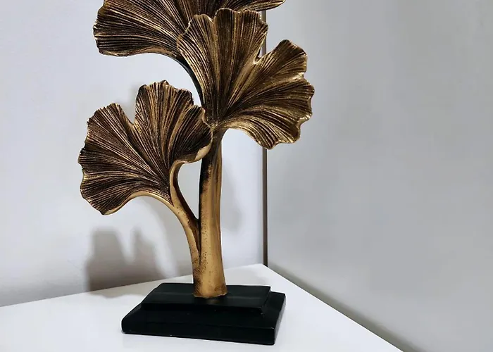 Luxurious 3 Bed Ensuites & Kitchenettes Nr Lgi Hospital & Uni - Free 5g Wifi & Netflix Short - Contractors Free Parking *